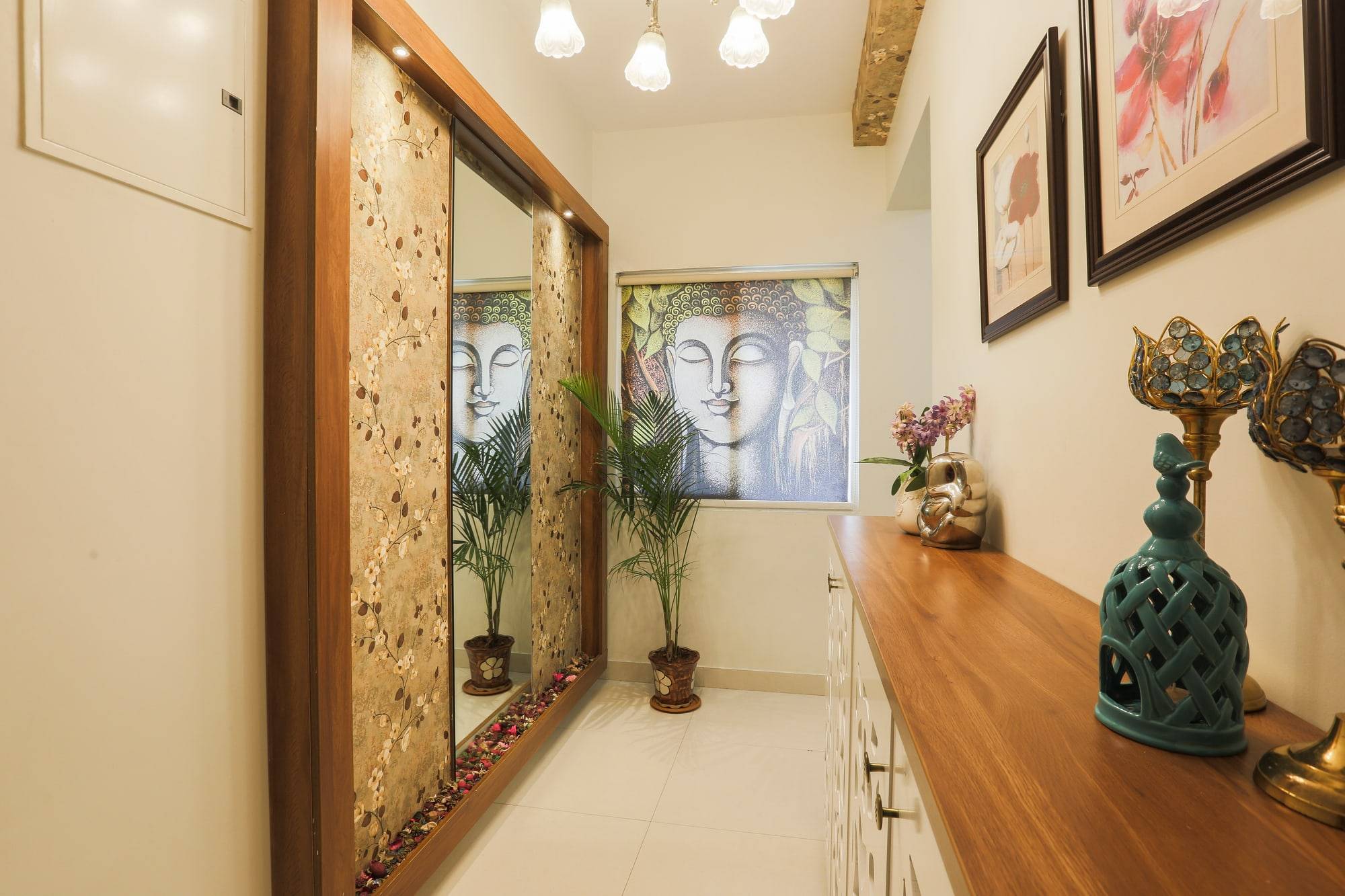 Corridor full-height sliding wardrobe with mirrored and floral panels