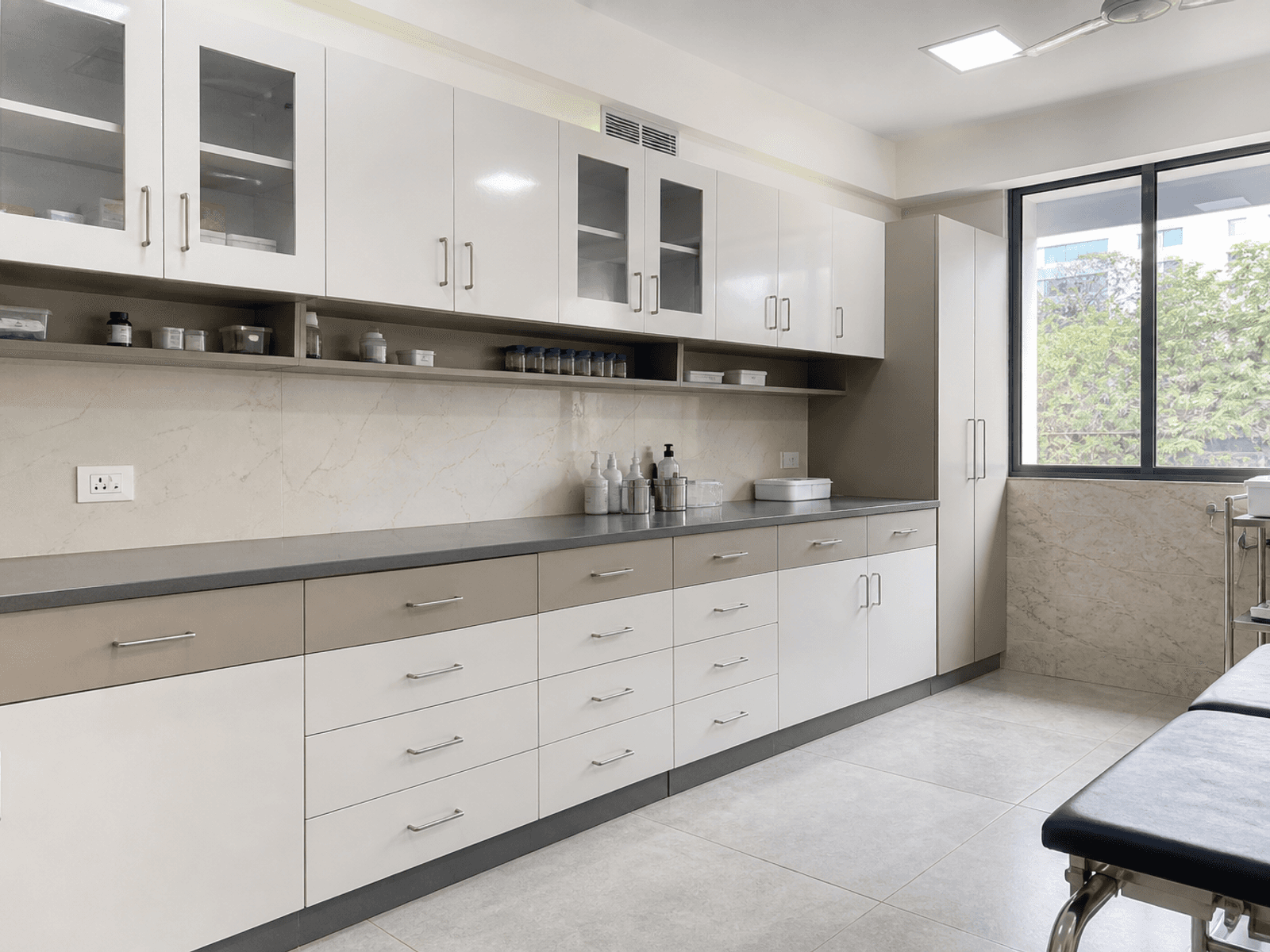 Clinic cabinet hardware on treatment storage