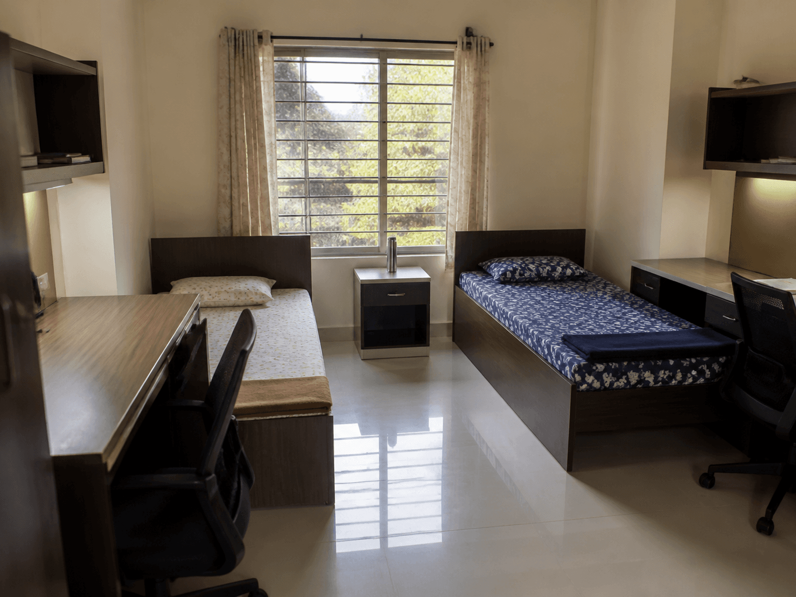 Hostel study desk with laminate top