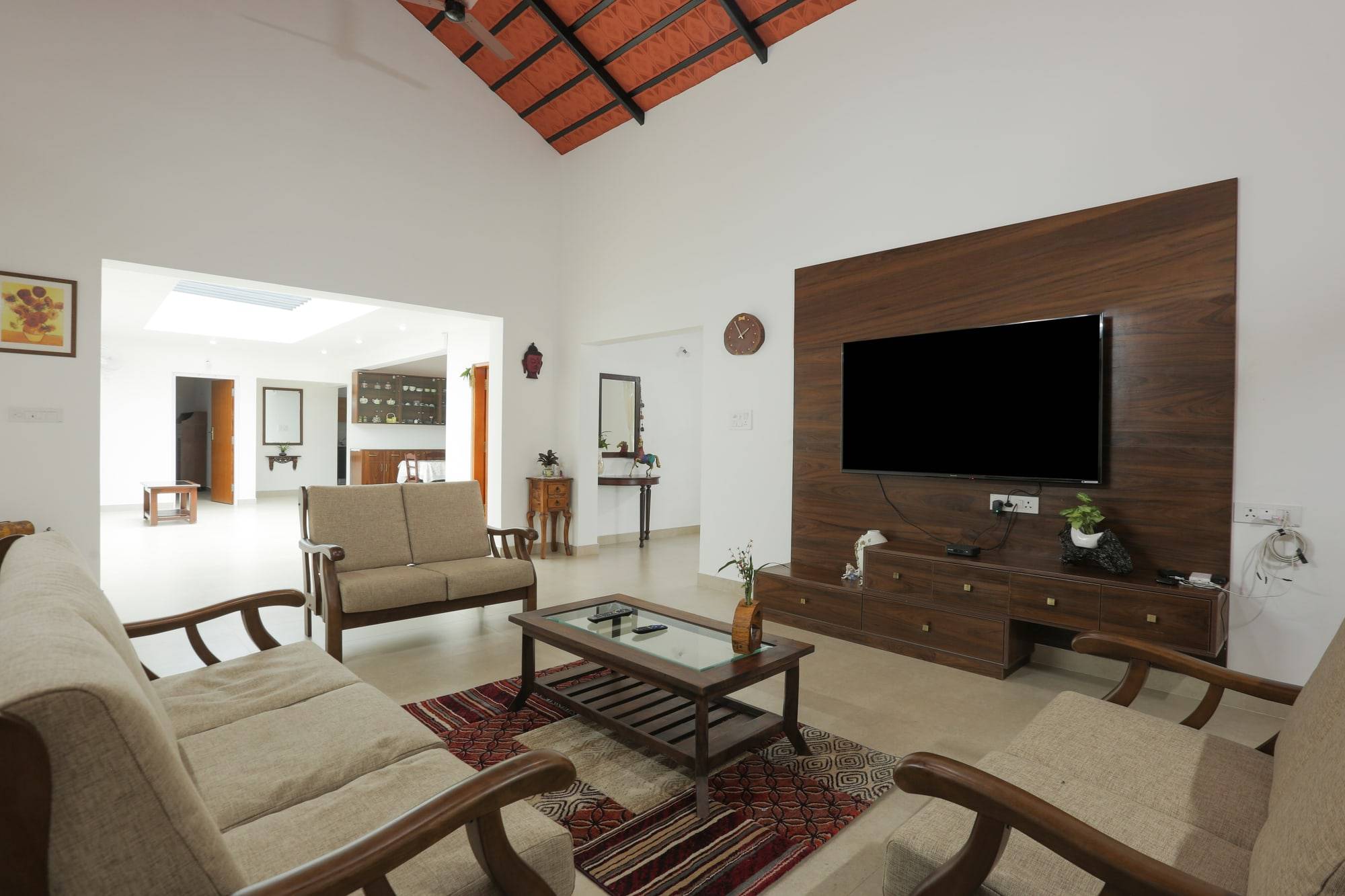 Suntikoppa Estate Home
